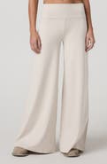 Vuori Halo Performance Wide Leg Pants