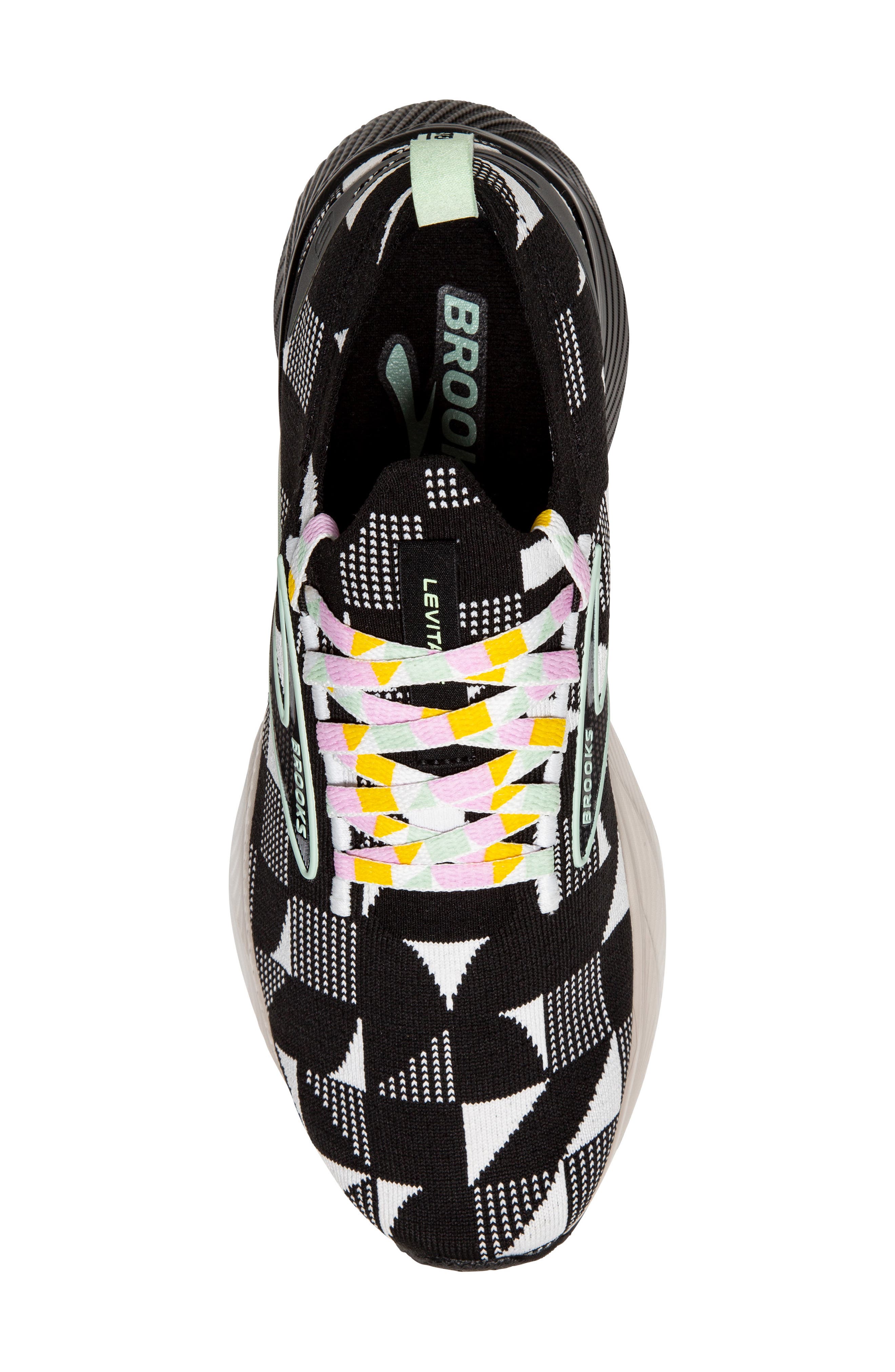 Brooks Levitate 6 Stealthfit Running Shoe, Alternate, color, 