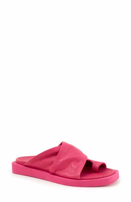 Bueno Jerika Toe Loop Sandal