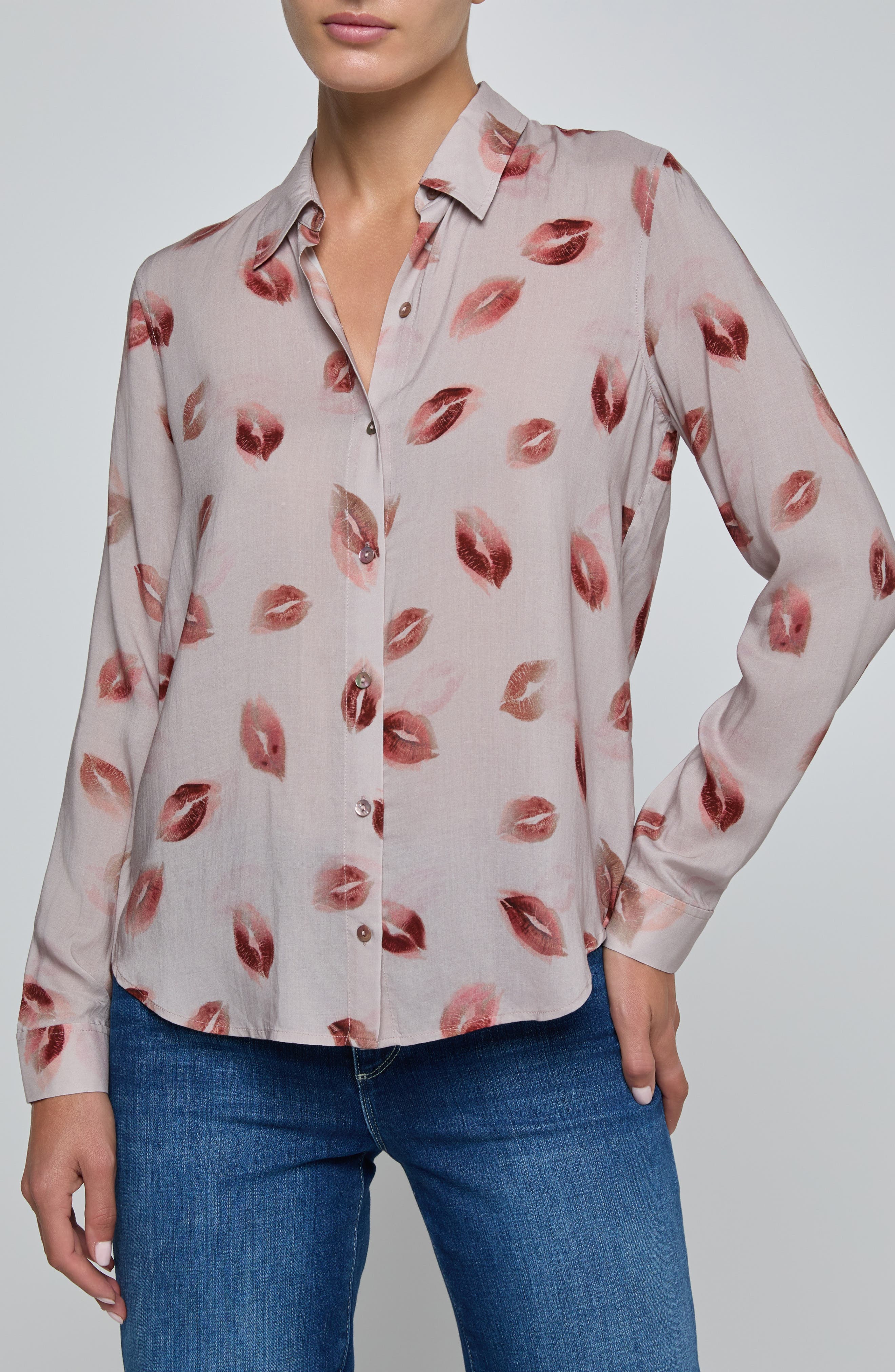 Holly Lips Pattern Woven Shirt