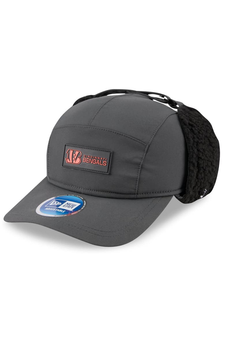 Men's New Era Charcoal Cincinnati Bengals 2025 Sideline Cold Weather Runner Dog Ear Adjustable Hat, Main, color, Charcoal