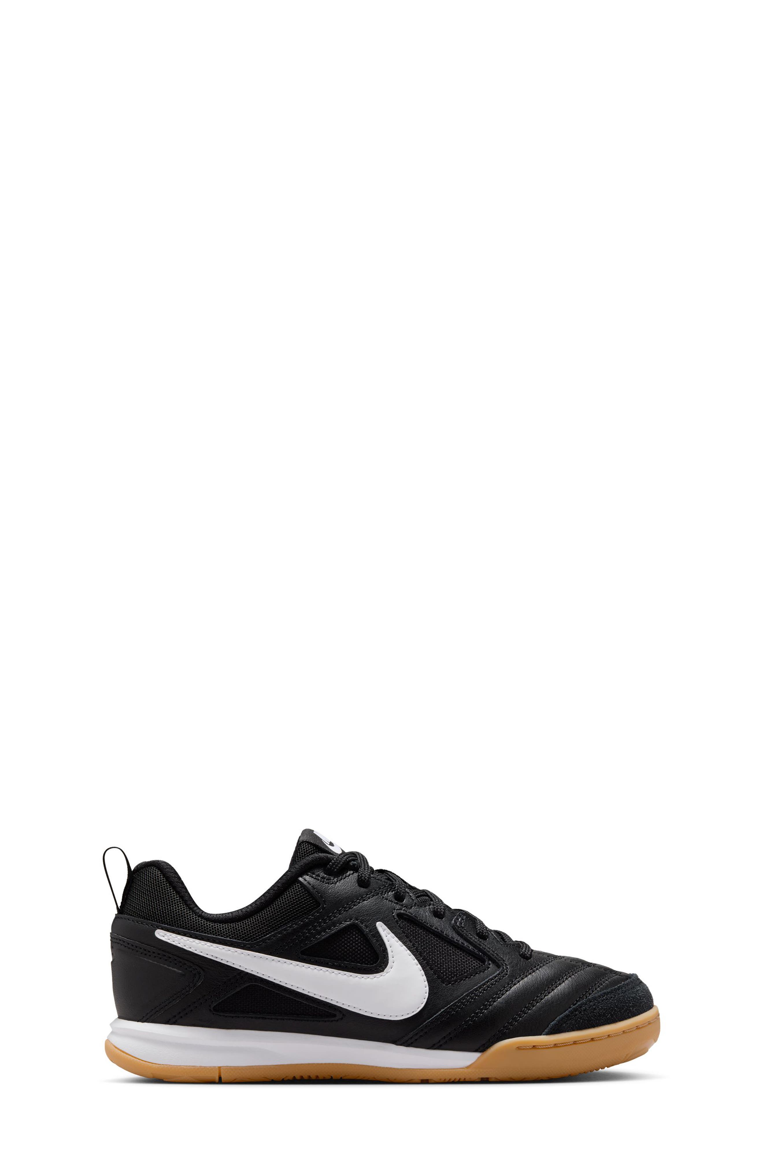 Nike Gato Soccer Sneaker, Alternate, color, 001 Black/White