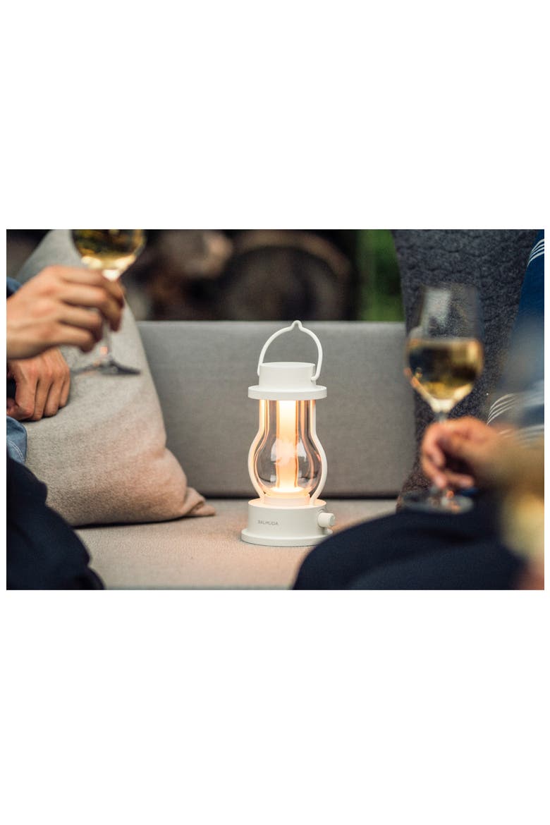 The Lantern, Alternate, color, WHITE