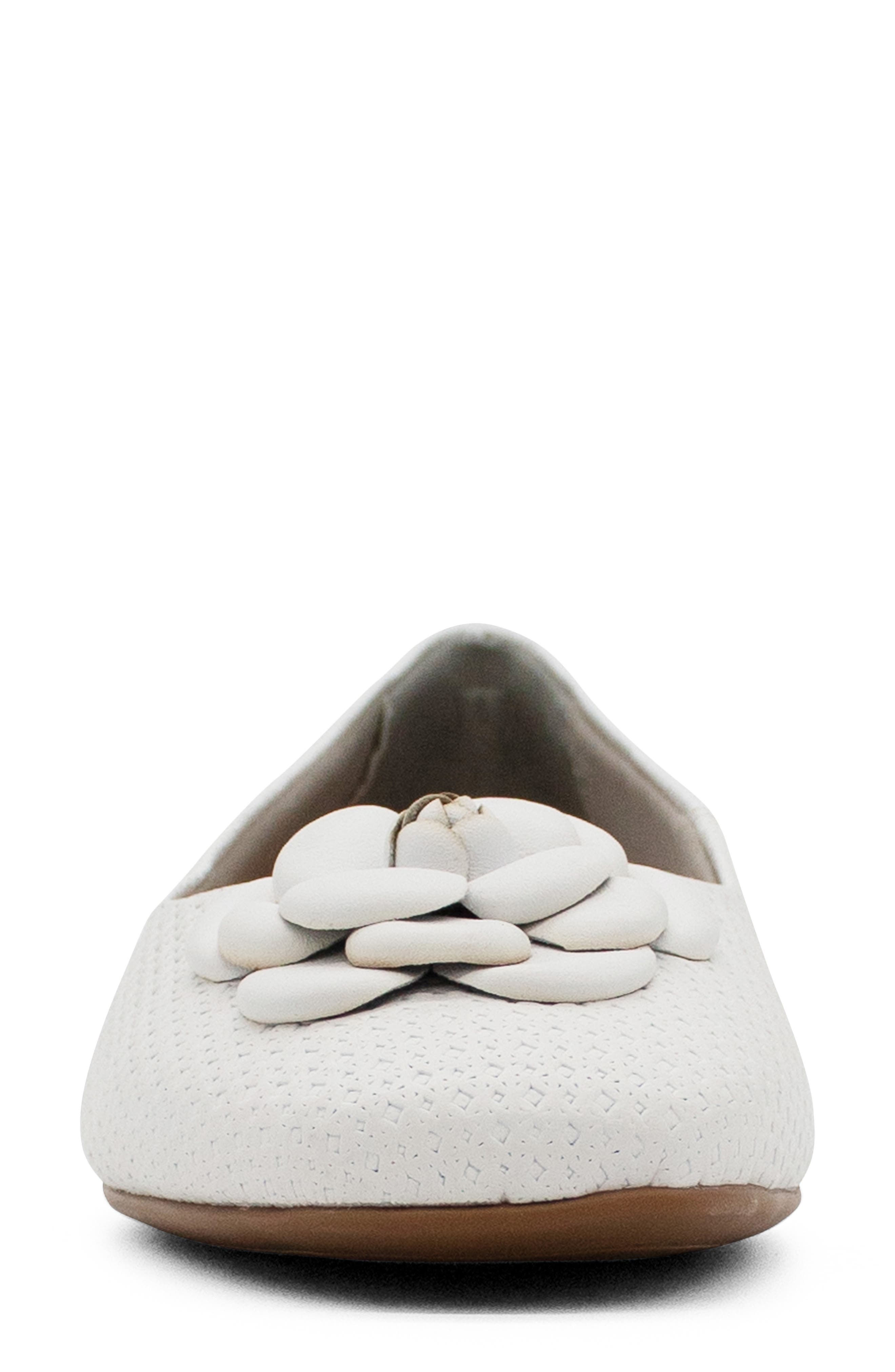 Botsamya Ballet Flat, Alternate, color, BCO / BCO