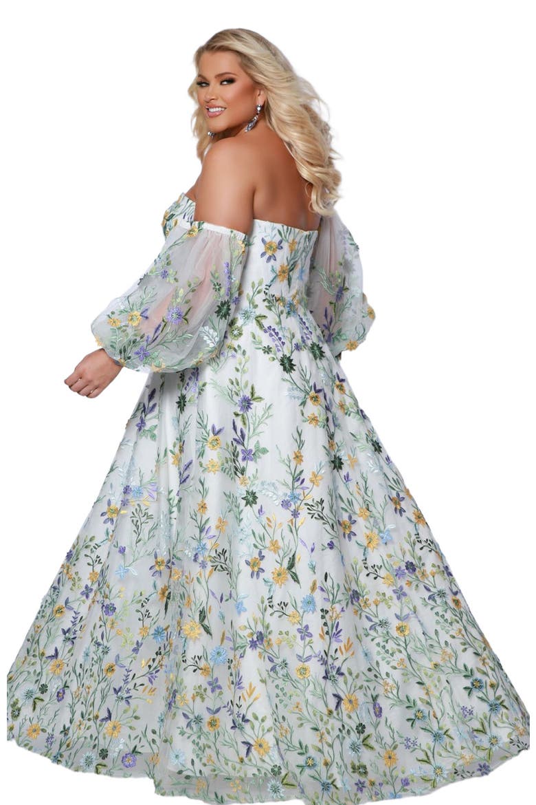 Floral Sweetheart Neckline Plus Size A-Line Gown, Alternate, color, Ivory Floral