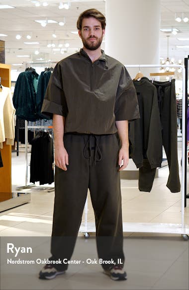 FEAR OF GODフィアオブゴッドHalf Zip Mockneck Shirt Tシャツ Fear of God Essentials Half Zip Mock Neck Nylon Top