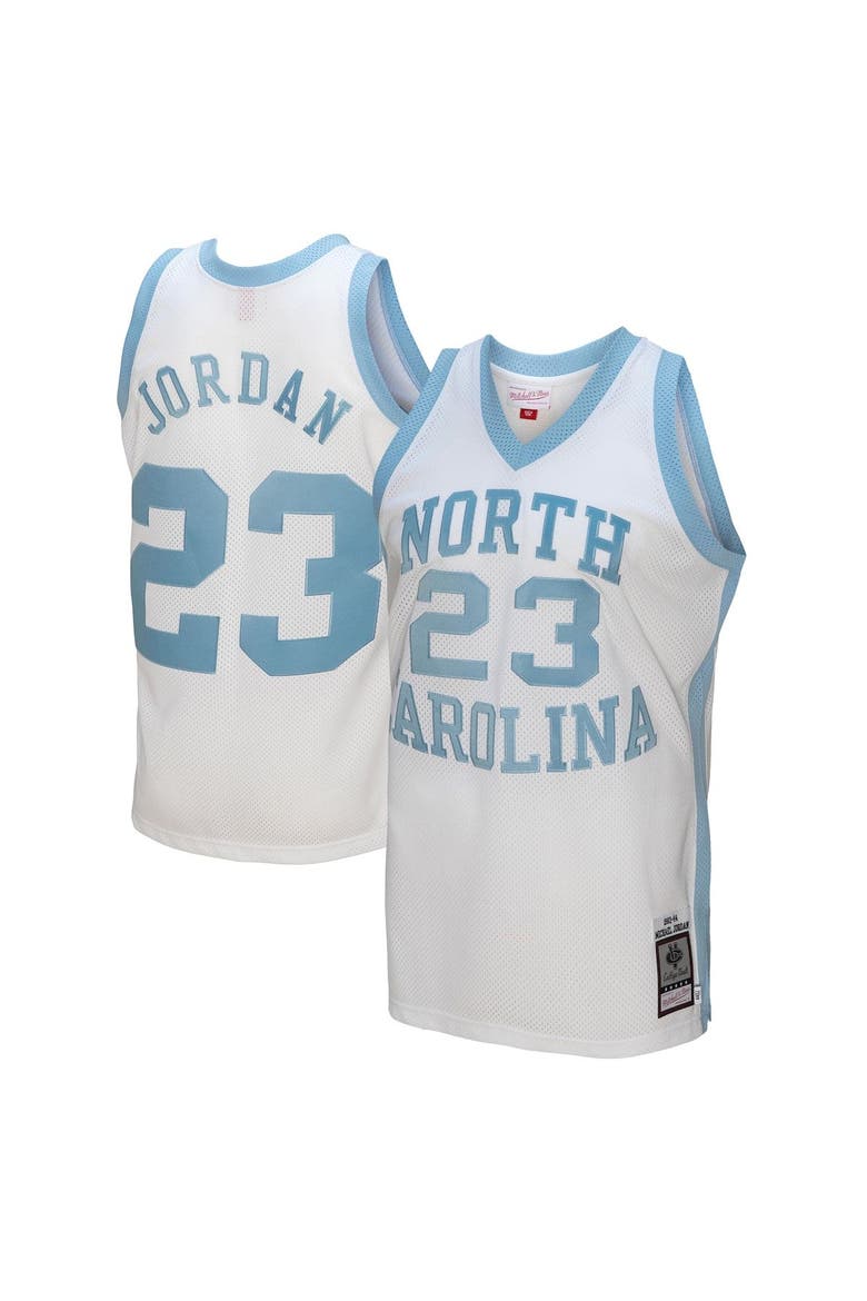 Men's Mitchell & Ness Michael Jordan White North Carolina Tar Heels 1983/84 Authentic Retired Player Jersey, Main, color, White