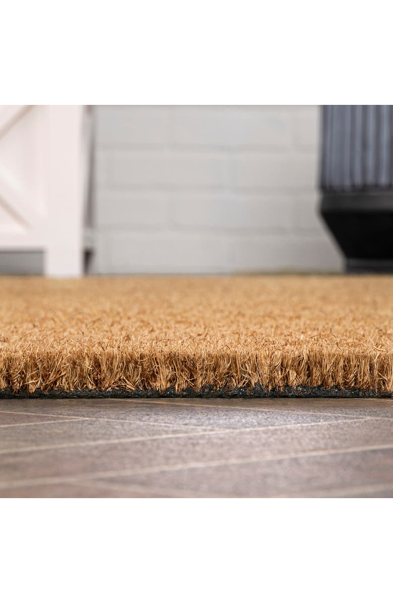 JONATHAN Y Peater Classic Casual Commerical Natural Coir Indoor/Outdoor Mat, Alternate, color, Light Brown