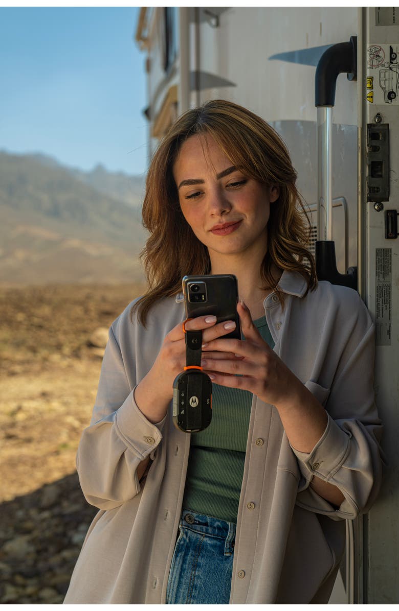 Motorola Solutions Defy Personal Satellite Link, Alternate, color, Black