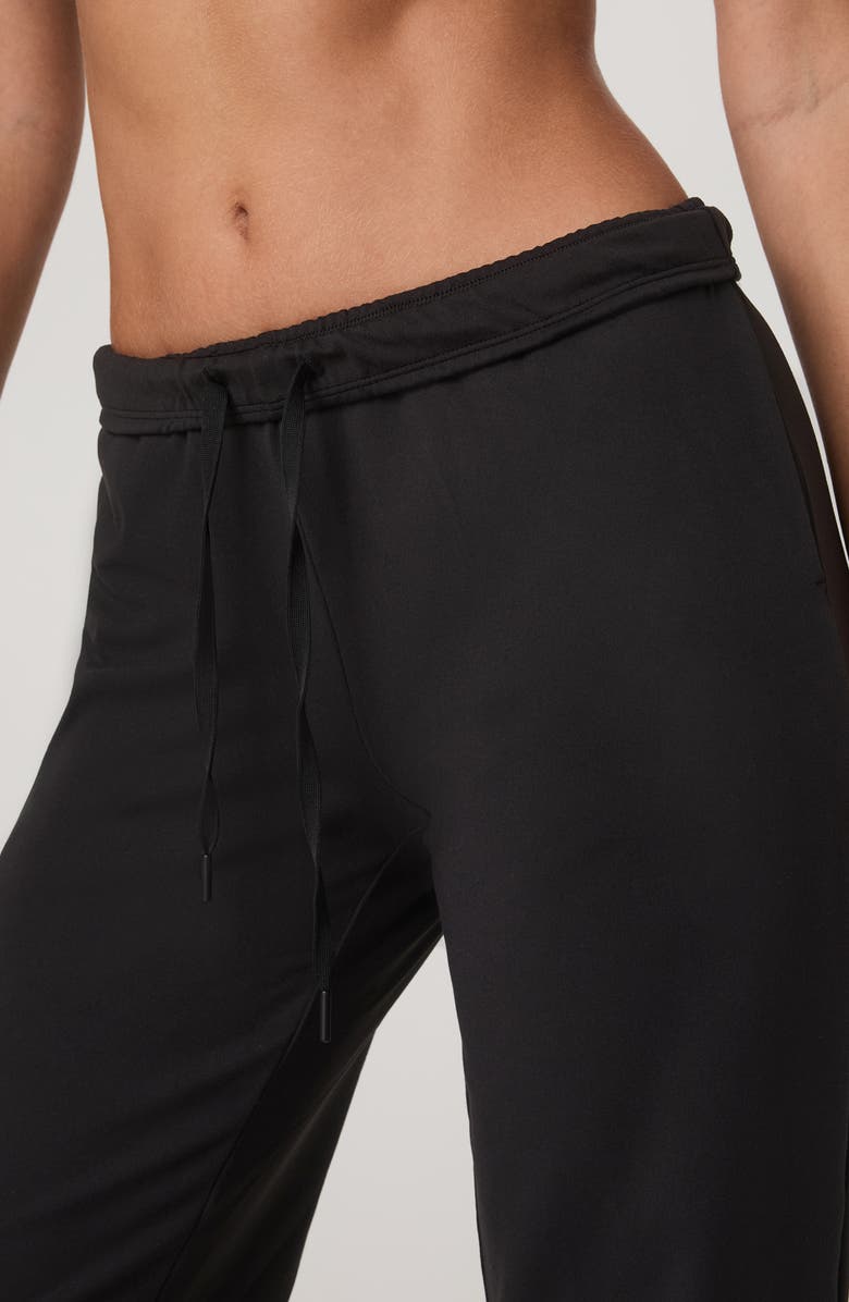 Vuori Halo Modern Straight Leg Pants, Alternate, color, Solid Black