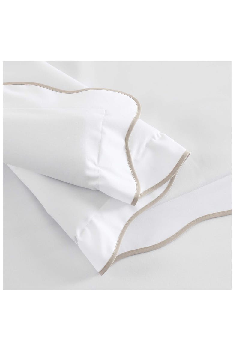 Simple Scallop Cotton Percale Duvet Set, Alternate, color, WHITE/ FEATHER