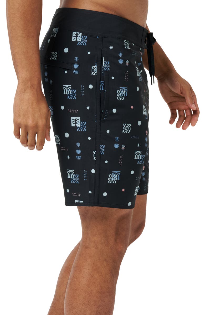 TravisMathew Quick Trip Board Shorts, Alternate, color, Black