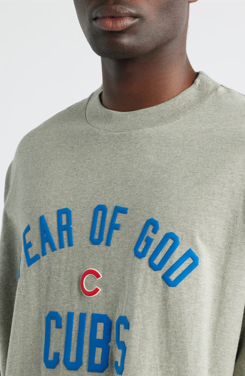 Fear of God Essentials MLB Cubs '90s Fit Cotton Graphic T-Shirt, Alternate, color, Warm Heather