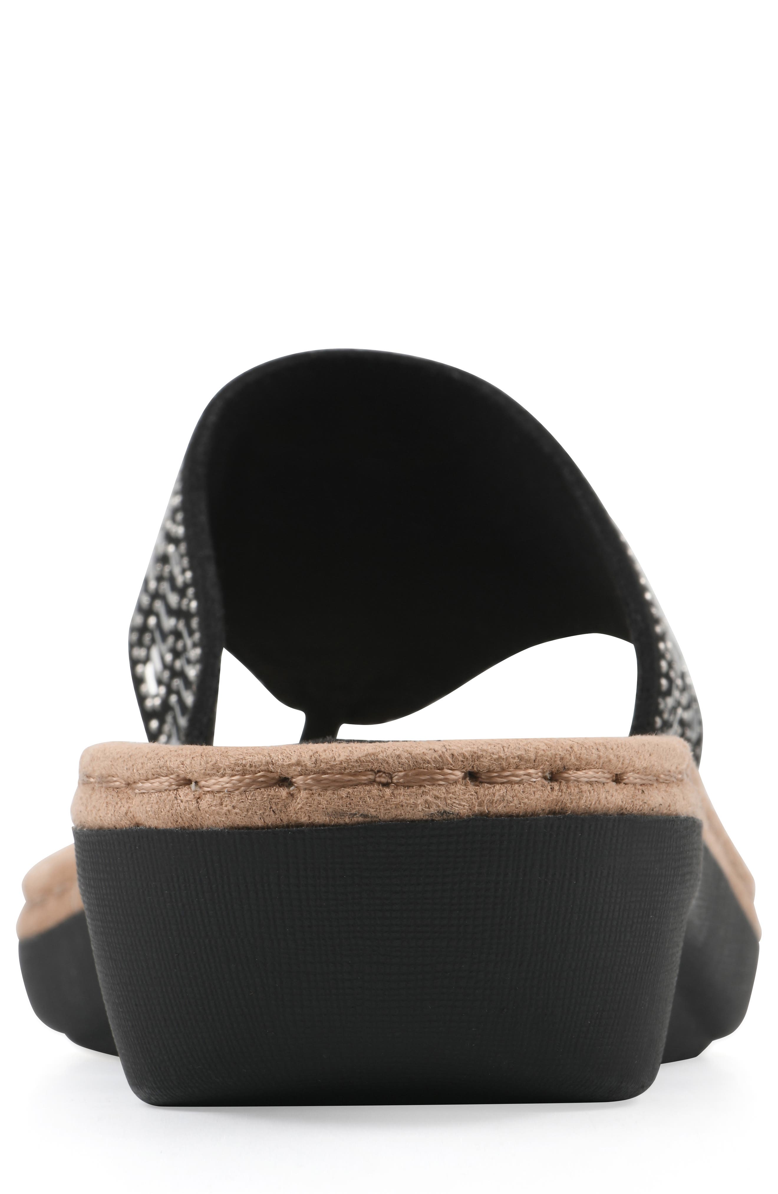 CLIFFS BY WHITE MOUNTAIN Cienna Thong Comfort Sandal, Alternate, color, Black/Fabric