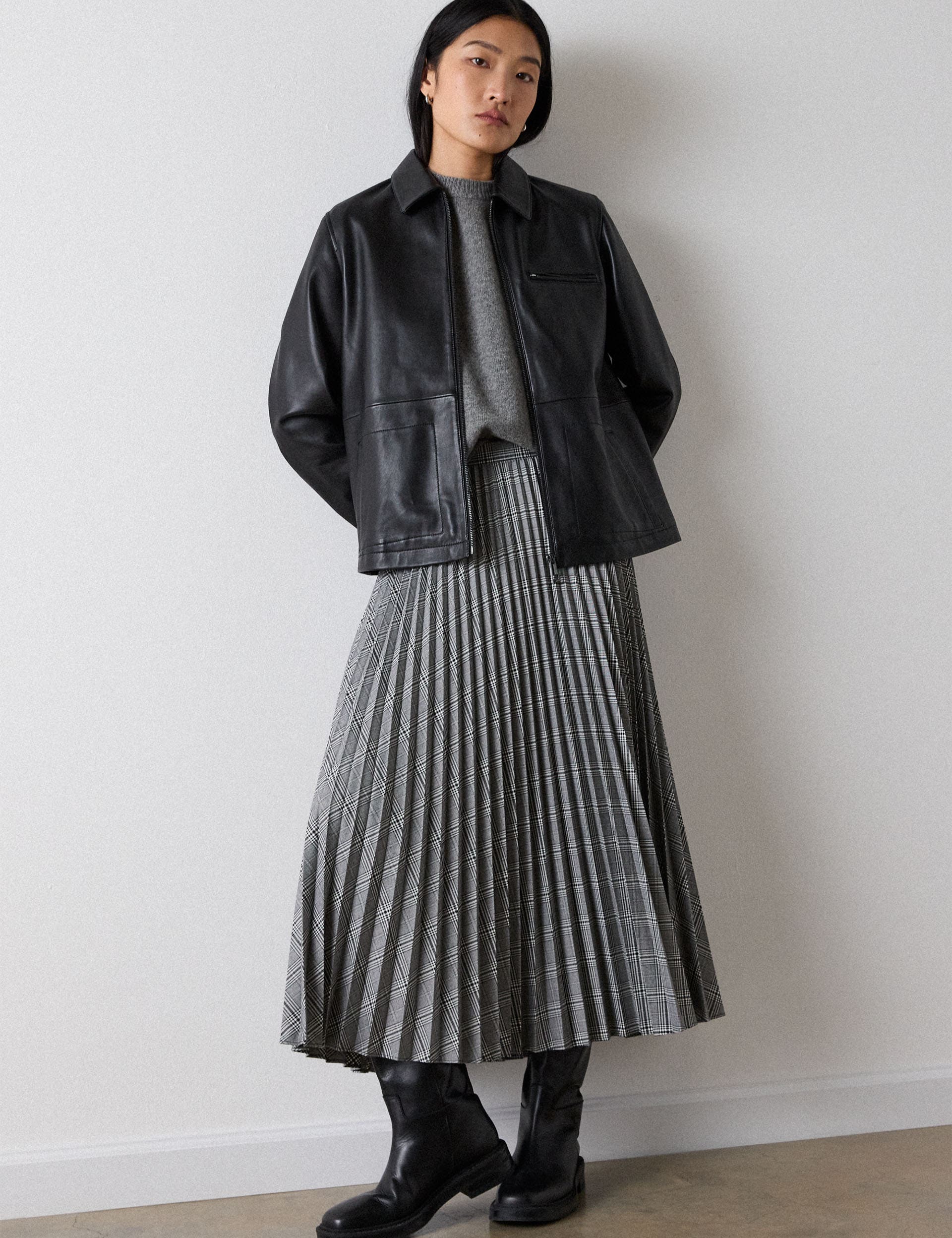 selected Grey/Multi