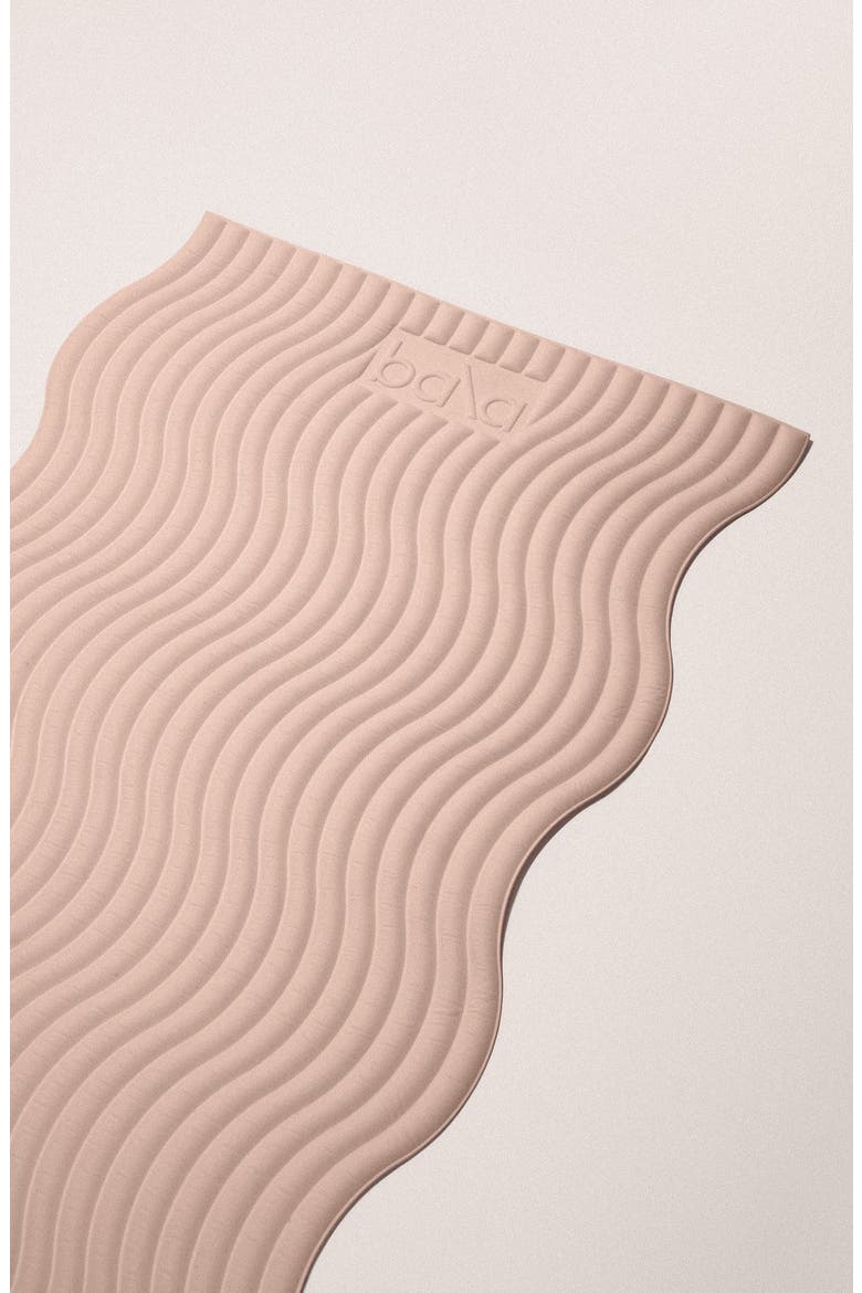 The Plush Mat, Alternate, color, Sand / Wavy