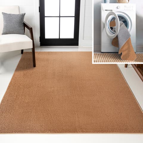 Twyla Classic Solid Low-Pile Machine-Washable Area Rug