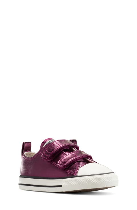 Kids' Chuck Taylor All Star Metallic Canvas Low Top Sneaker (Toddler, Little Kid & Big Kid)