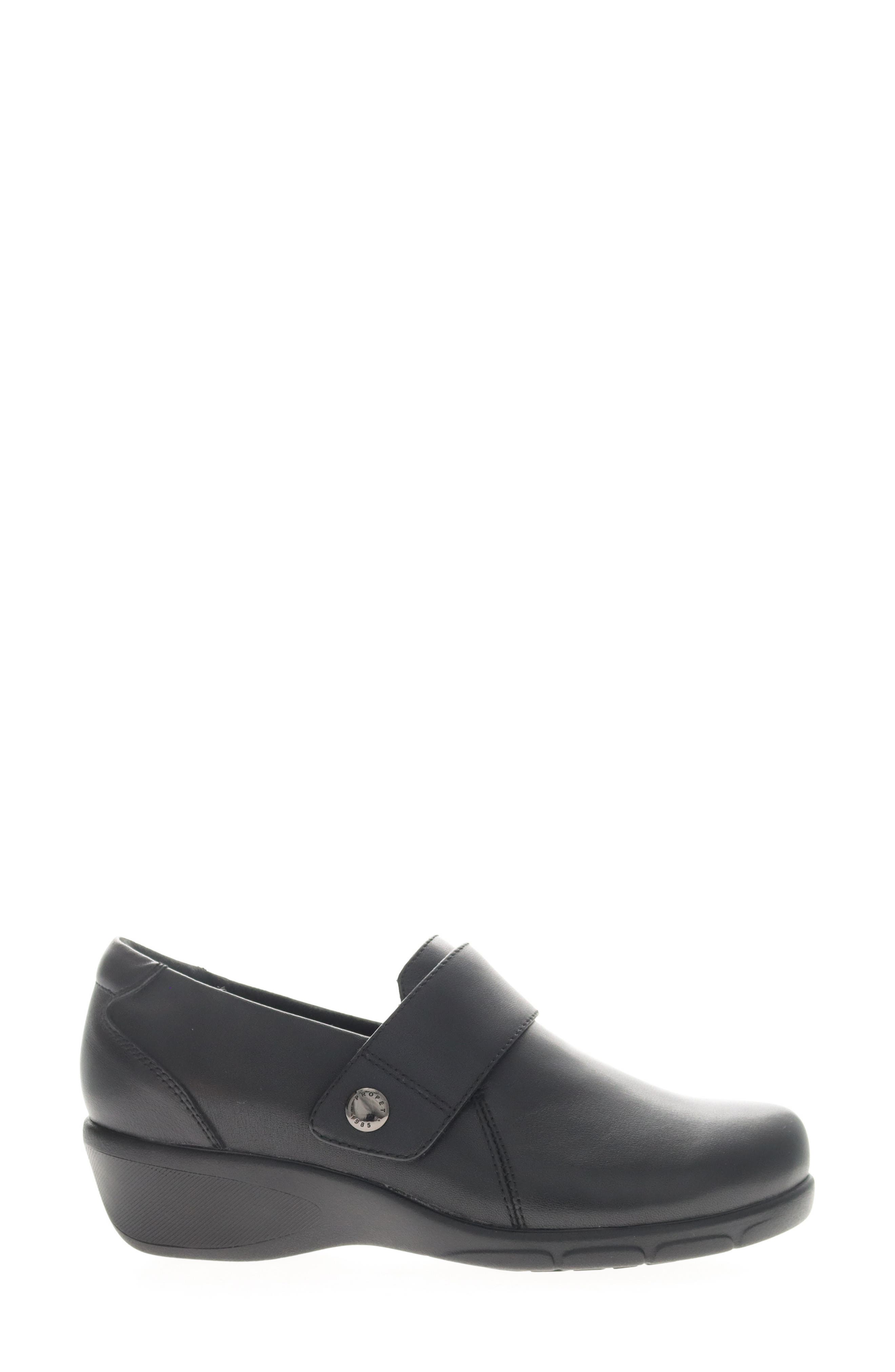 Propét Wallis Slip-On Shoe, Alternate, color, Black