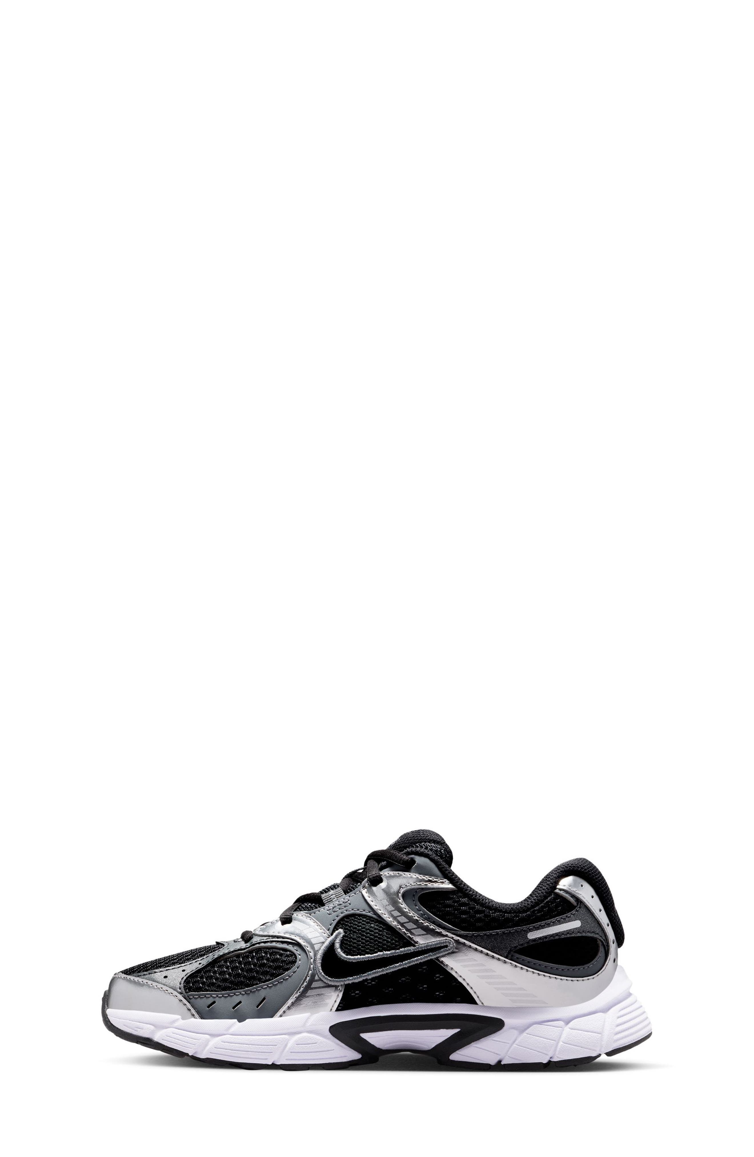 Nike Kids' V5 Runner Sneaker, Alternate, color, Black/ / Anthracite/ Grey