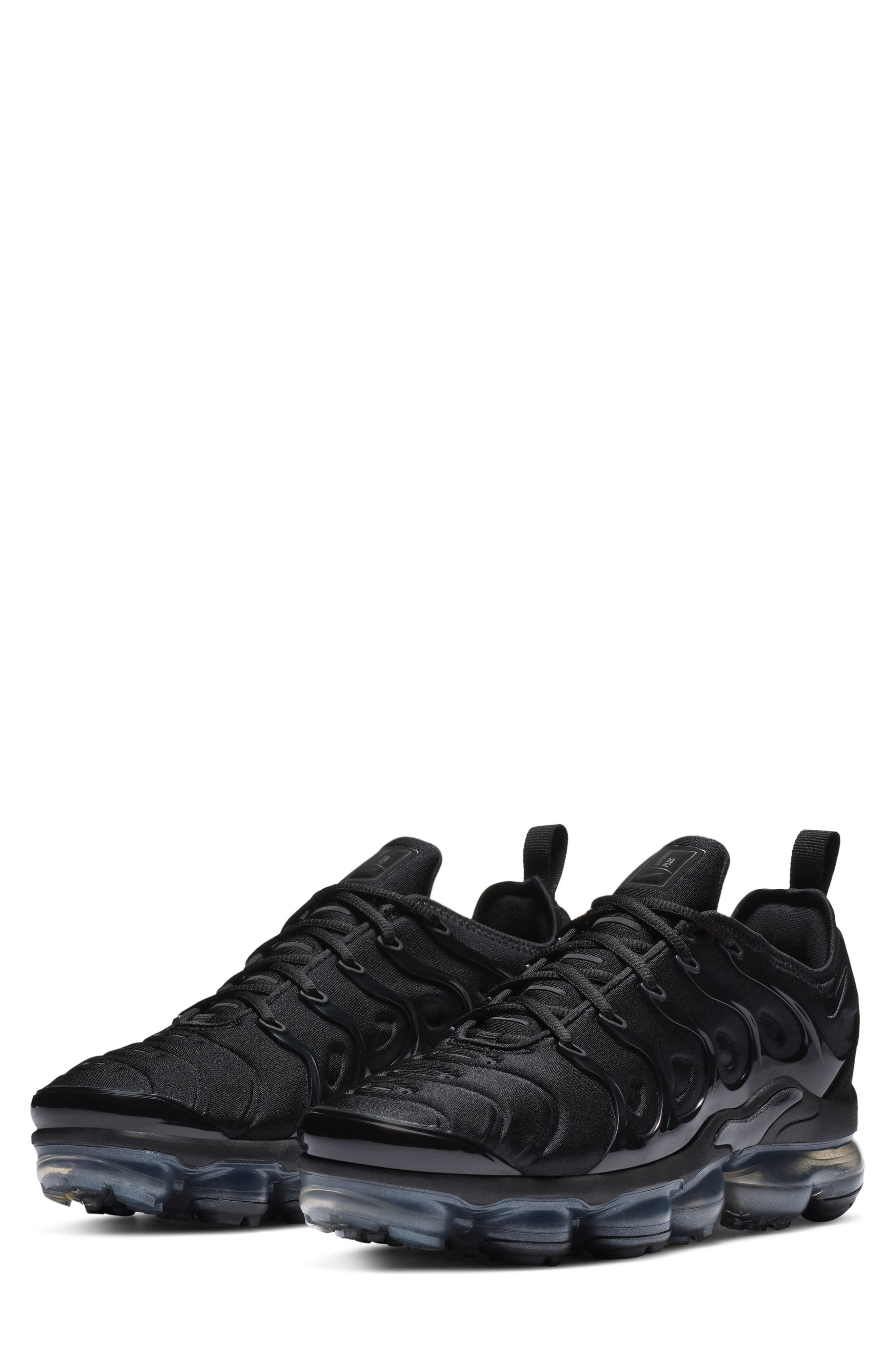 Nike Air VaporMax Plus Sneaker, Main, color, 