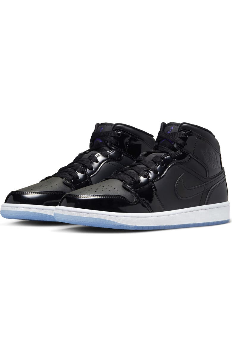 Jordan Air Jordan 1 Mid SE Basketball Sneaker, Main, color,