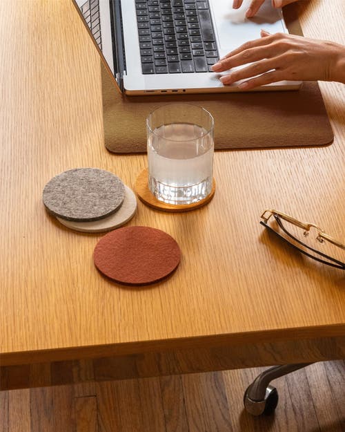 Graf & Lantz Graf Lantz Bierfilzl Merino Wool Round Coaster Solid 4 Pack In Mesa