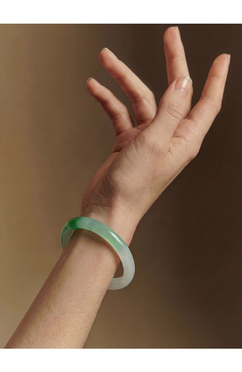 seree Koi Mottled Round Jade Stone Bangle, Alternate, color, Light Green