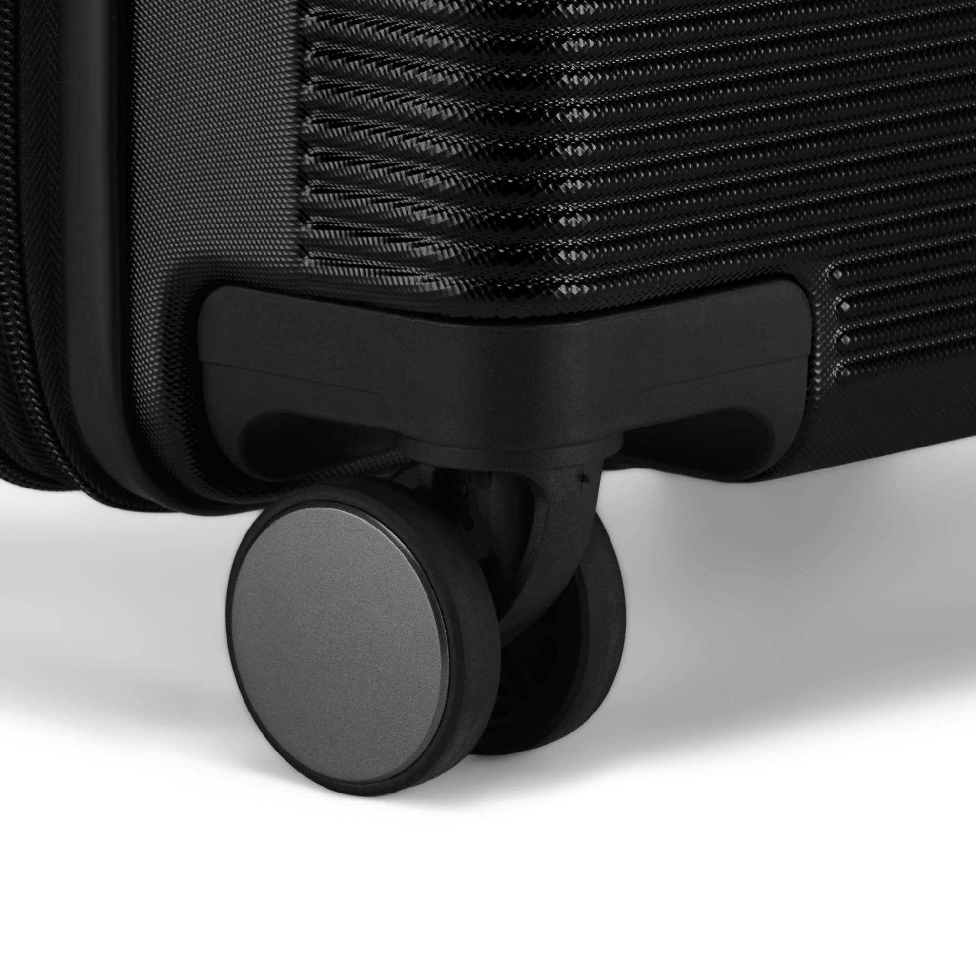 bugatti Brussels Hardside Carry-on Luggage with Spinner Wheels, Alternate, color, Black