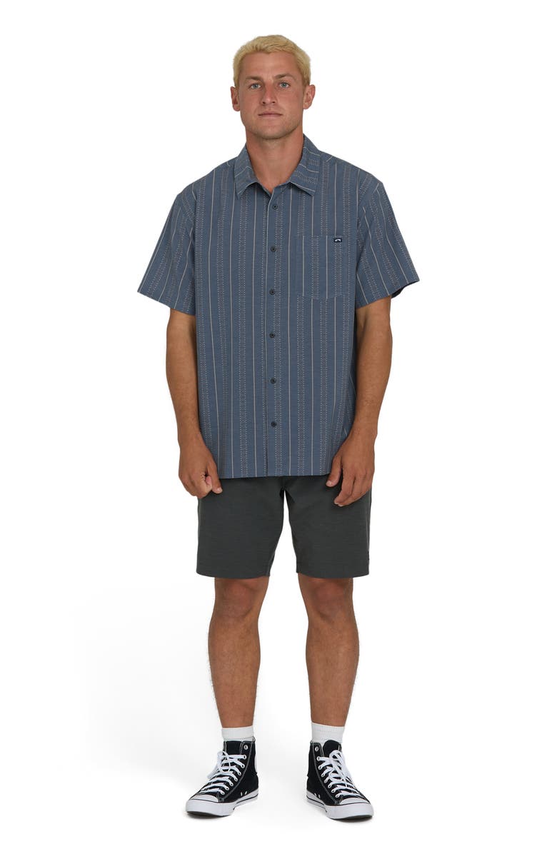 Billabong A-Div Surftrek Transit Short Sleeve Button-Up Shirt, Alternate, color, True Navy
