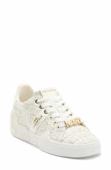 KARL LAGERFELD PARIS Mablyn Lace-Up Sneaker