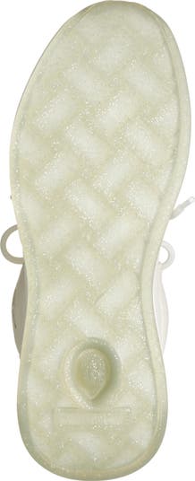 Kensington Sneaker (Women)<br />