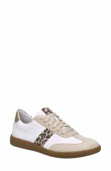 Joleen Sneaker