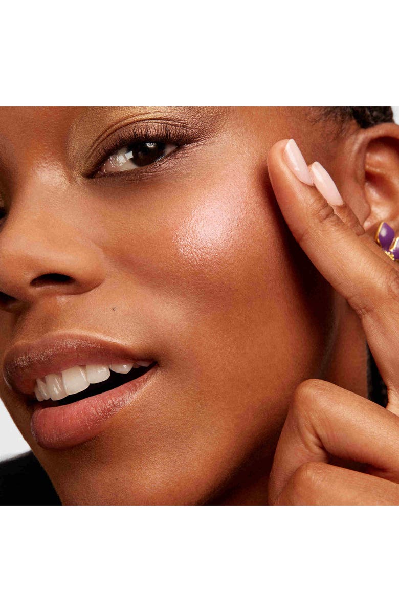 Carolina Herrera Fabulous Skin Highlighter Powder Refill, Alternate, color, 