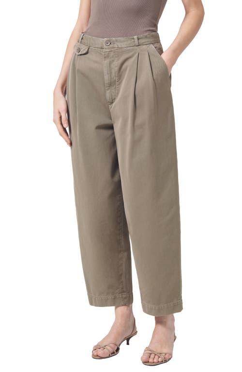 Agolde Becker Pleated Relaxed Fit Twill Chinos In Bark