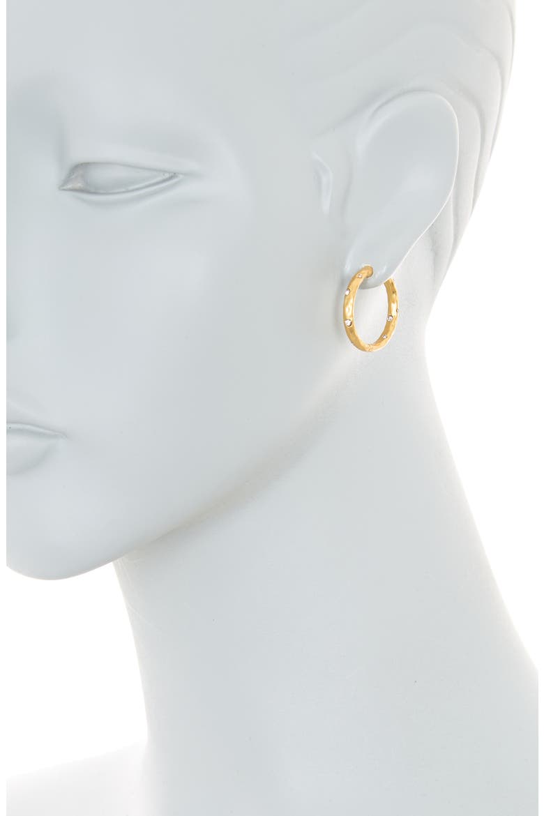 cz hammered huggie hoop earrings, Alternate, color, CLEAR/ GOLD