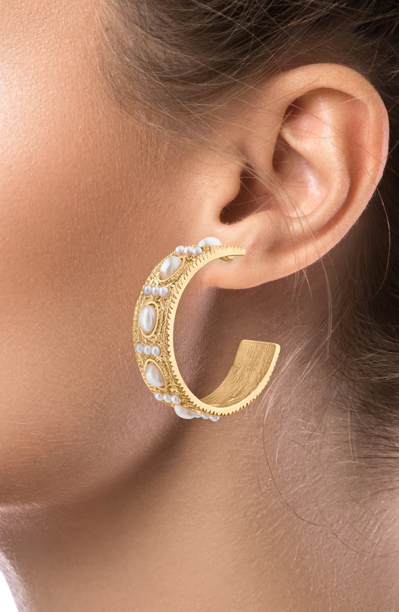 JARDIN Faux Pearl Hoop Earrings, Alternate, color, White/ Gold