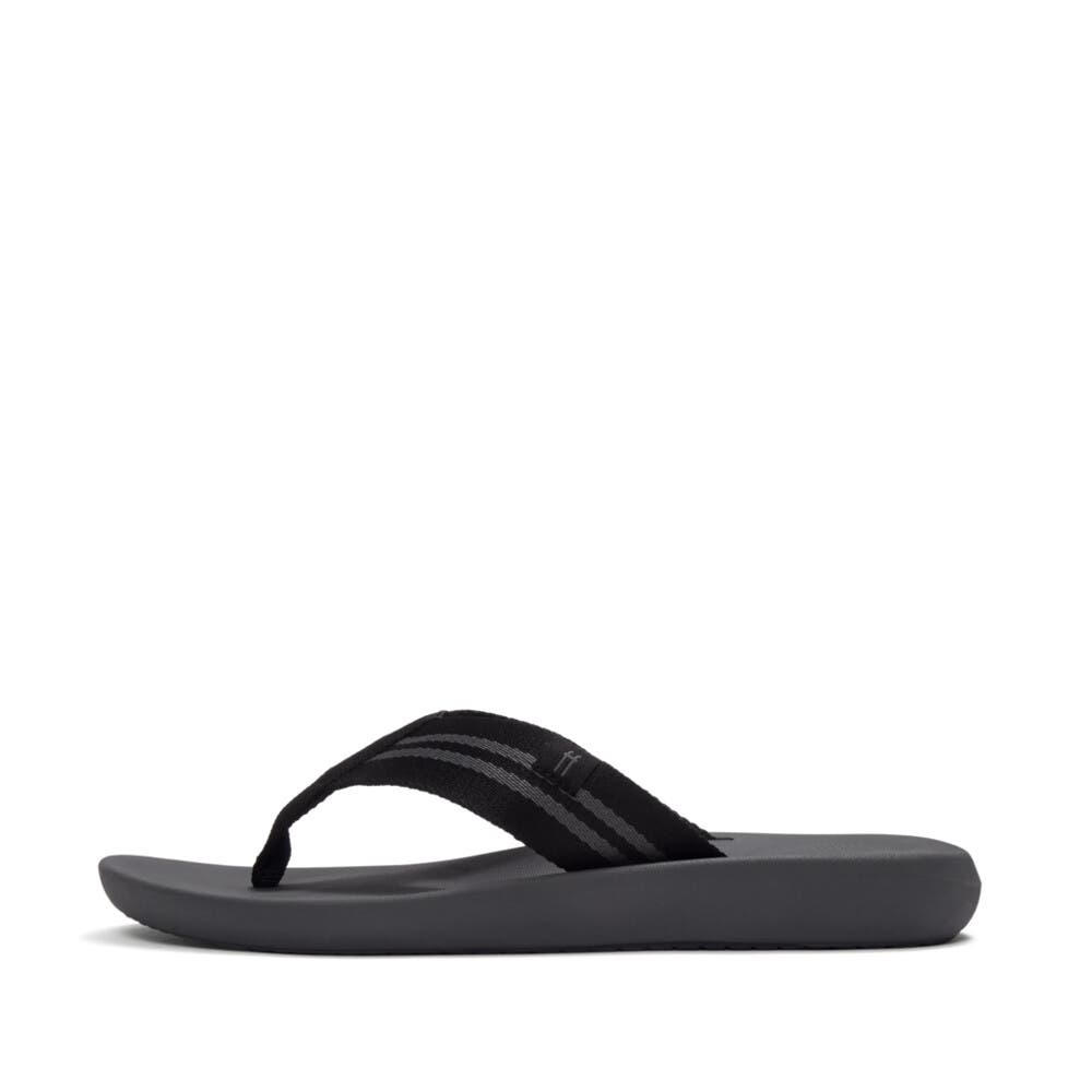 FitFlop Iqushion Mens Two-Stripe Webbing Flip-Flops, Alternate, color, Black/Charcoal