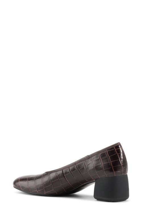 Vagabond Shoemakers Livia Croc Embossed Pump In Brown