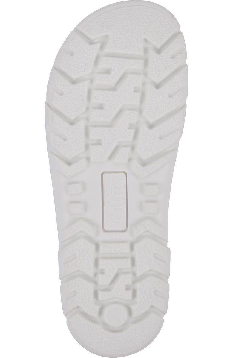 CLIFFS BY WHITE MOUNTAIN Bongo Flat Sandal, Alternate, color,