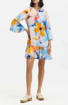 Robert Graham Margot Floral Bell Sleeve Shift Dress