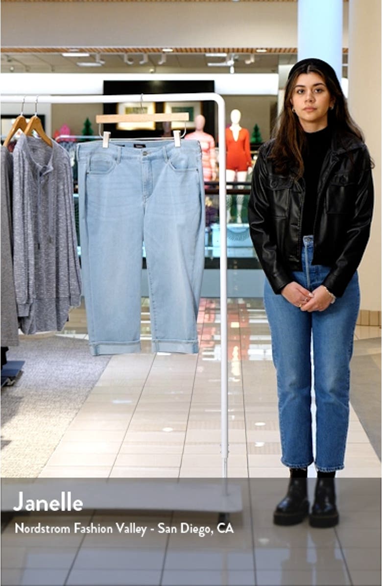 Marilyn Crop Cuff Jeans, sales video thumbnail