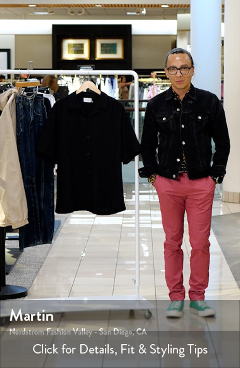 Oversize Plissé Camp Shirt, sales video thumbnail