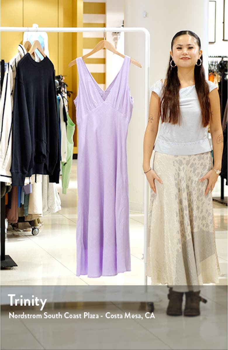 Shyla Deep V-Neck Cotton Dress, sales video thumbnail