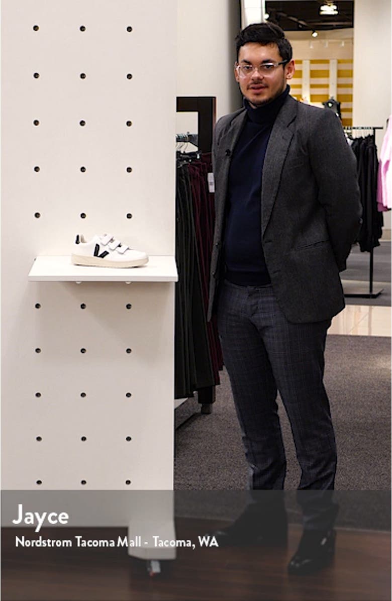 V-Lock Sneaker, sales video thumbnail