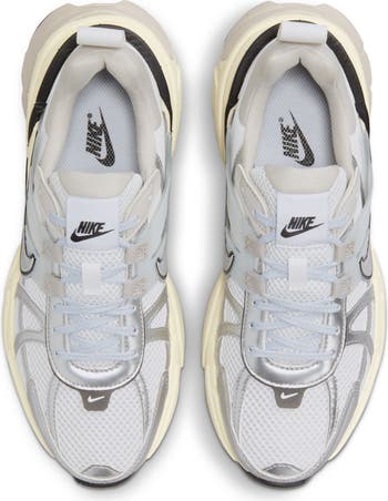 V2K Run Sneaker