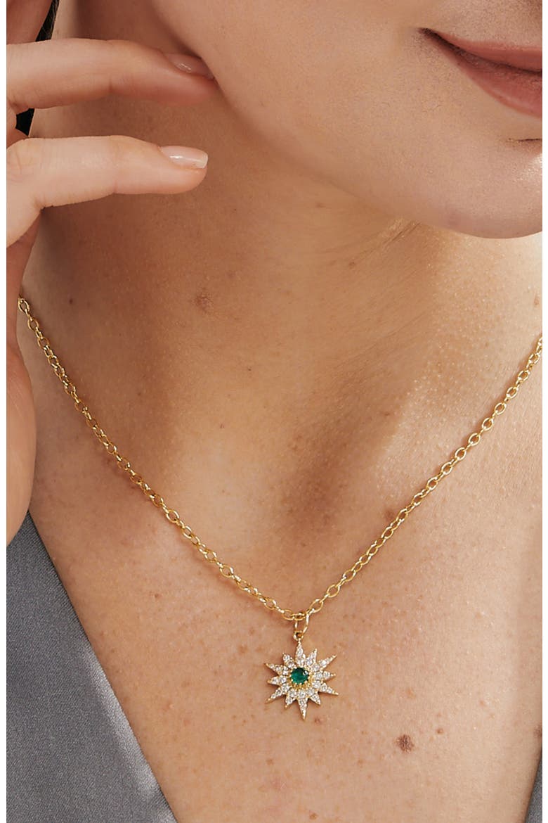 Wishburst Emerald Charm, Alternate, color, Emerald