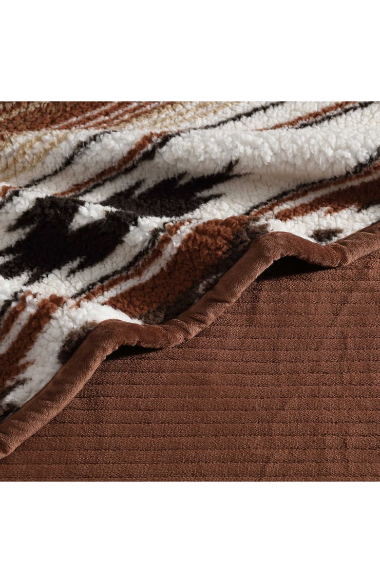 Wrangler Coyote Sands Throw Blanket, Alternate, color, Dark Orange