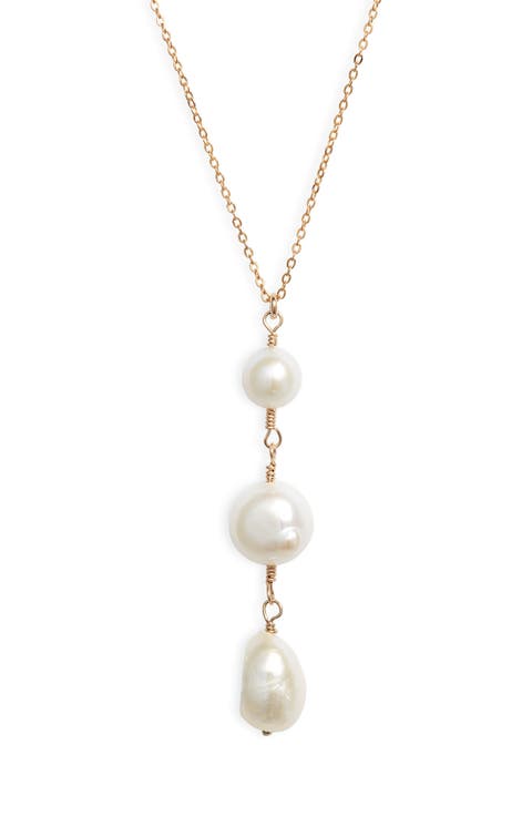 Clove Three Pearl Pendant Necklace