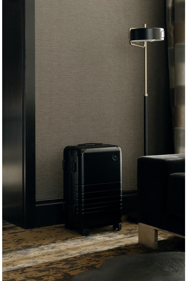 23-Inch Hybrid Carry-On Plus Spinner Luggage, Alternate, color, OBSIDIAN